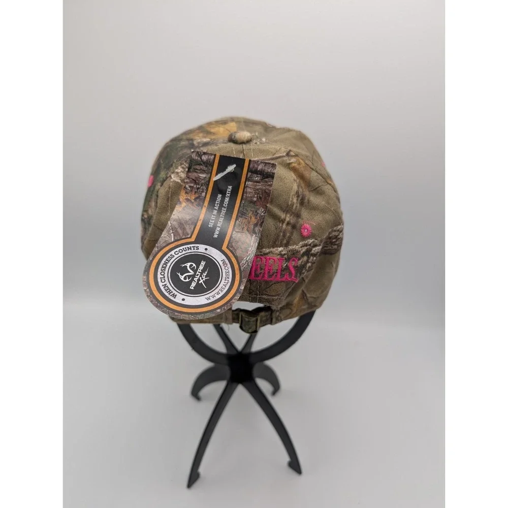 Realtree Camouflage Embroidered Cap Scheels Outfitters Ladies New‎